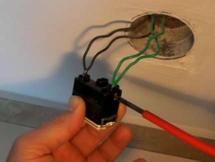 collegare presa elettrica collegare una presa elettrica su vecchie scatole tonde