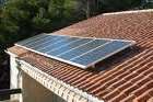 tetto con pannelli fotovoltaici
