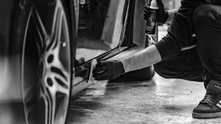 Pulitore antisiliconico