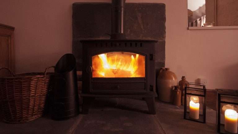 Radiatore con ventilazione per stufe a legna