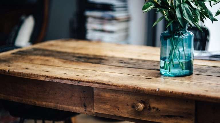 Un insolito tavolo espansibile