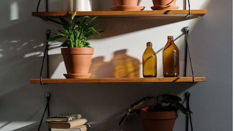 Irrigatore a goccia con bottiglia