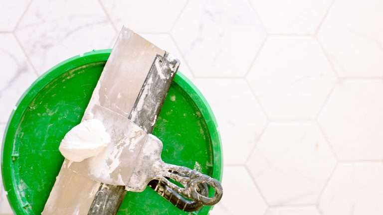 Stucco per muro (esterno e interno): guida ai tipi e quale scegliere