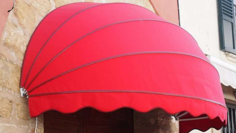 Tende da sole: detrazione fiscale al 50% per acquisto e posa in opera