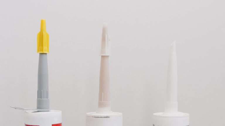 Come conservare la colla cianoacrilica (Attak)?