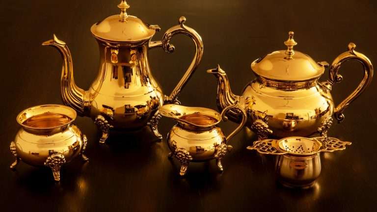 Come pulire l'argento annerito: prodotti e consigli pratici