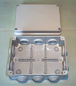 cassetta o scatola derivazione a parete